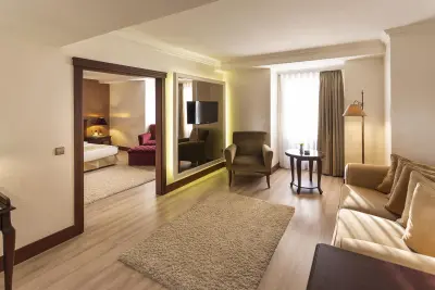 LaresPark Hotel - Istanbul - Photo 2