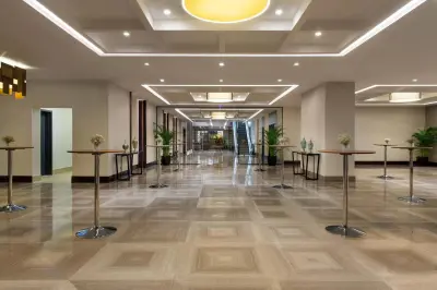 Sheraton Istanbul City Center - Photo 4