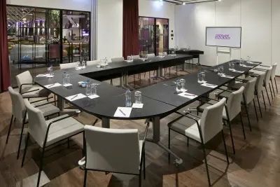 Yotel Istanbul Airport Landside - Fotoğraf 3