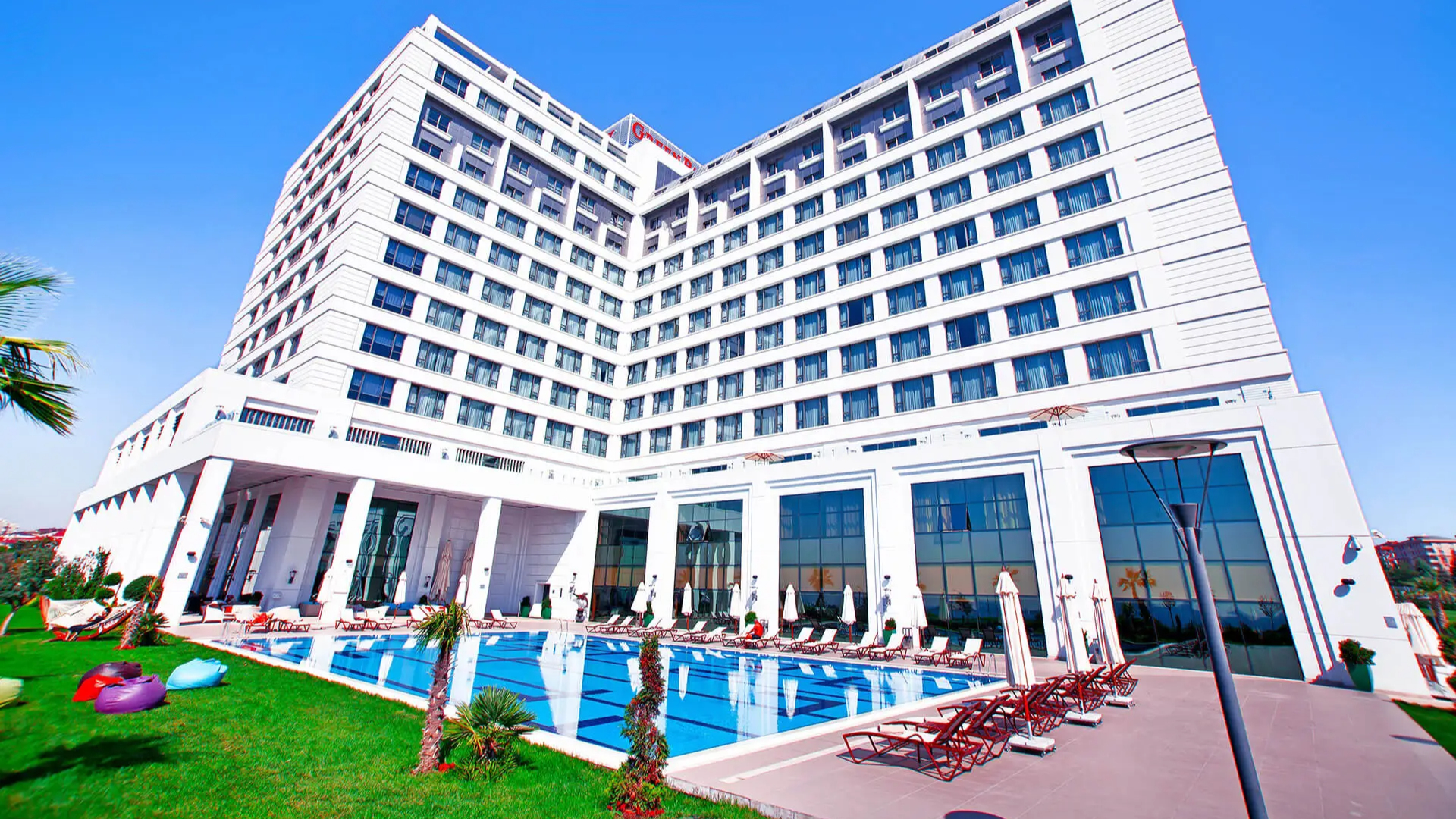 The Green Park Pendik & Convention Center