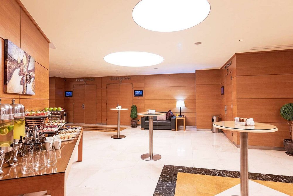 Ramada Plaza by Wyndham Istanbul City Center - Photo 13