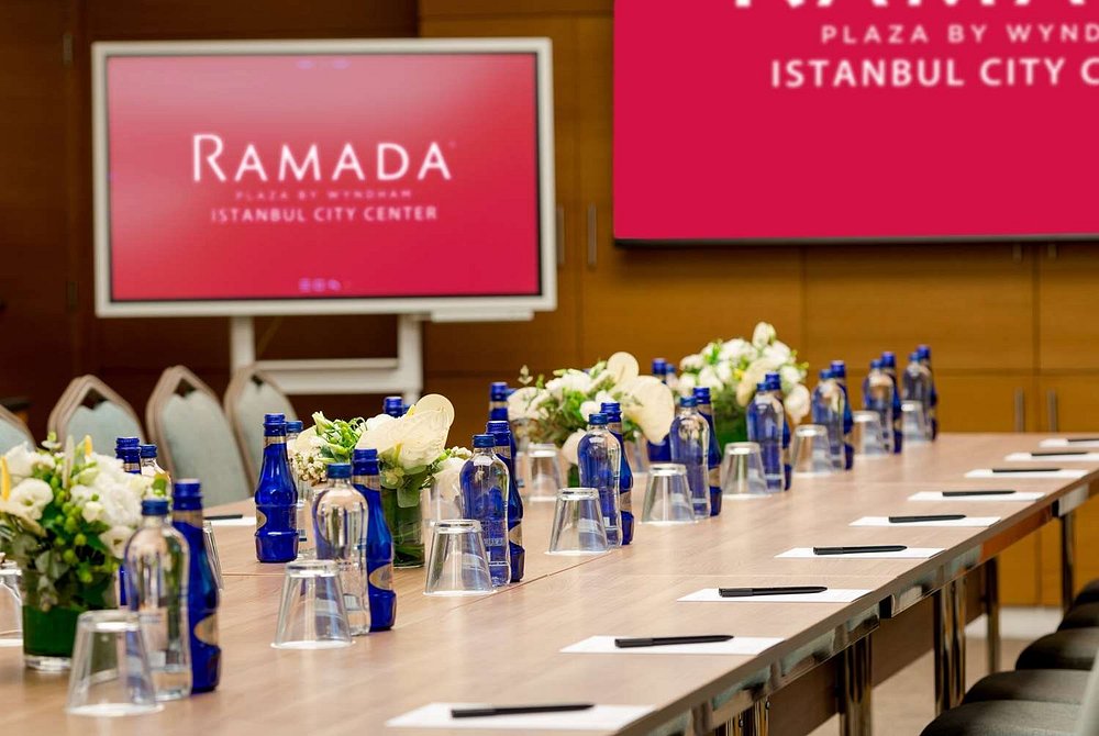 Ramada Plaza by Wyndham Istanbul City Center - Photo 15