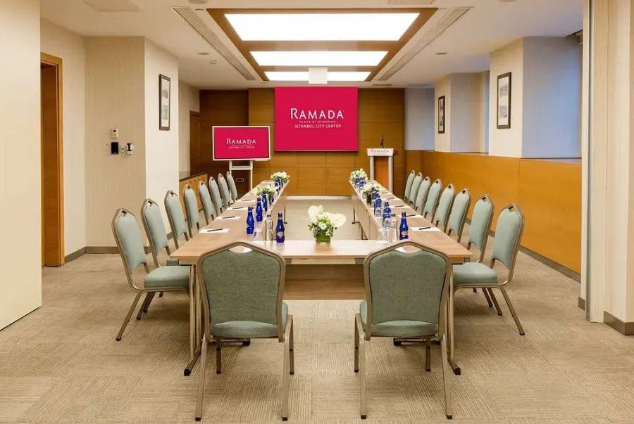 Ramada Plaza by Wyndham Istanbul City Center - Fotoğraf 17