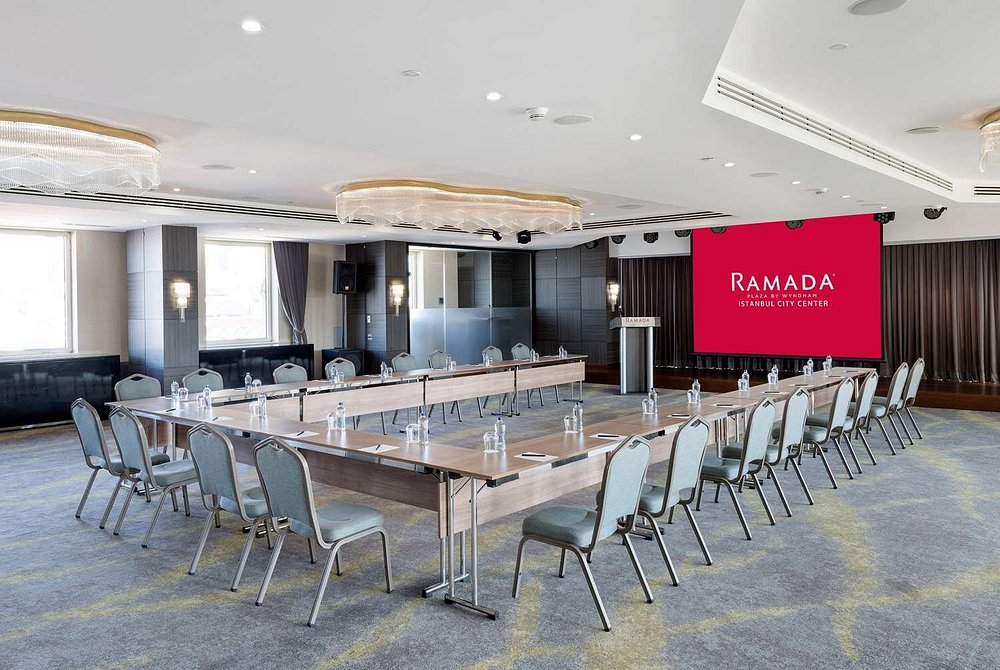 Ramada Plaza by Wyndham Istanbul City Center - Photo 10