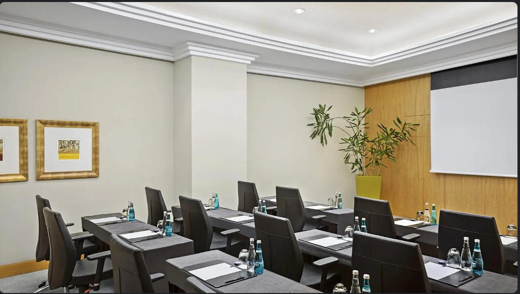 Conrad Istanbul Bosphorus - Photo 32