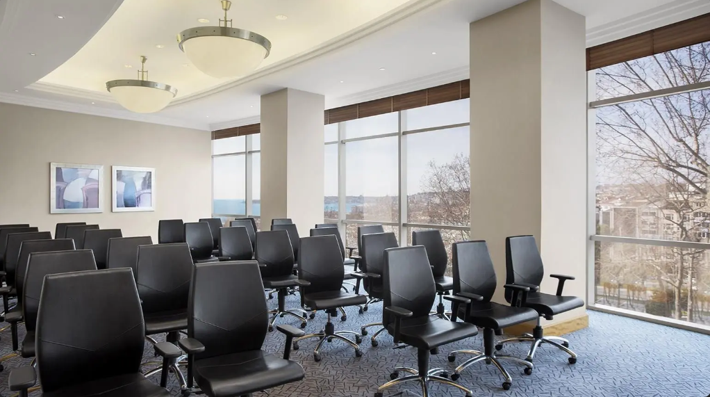 Conrad Istanbul Bosphorus - Photo 36