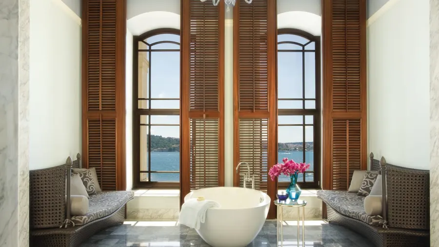 Four Seasons Hotel Istanbul at the Bosphorus - Fotoğraf 7