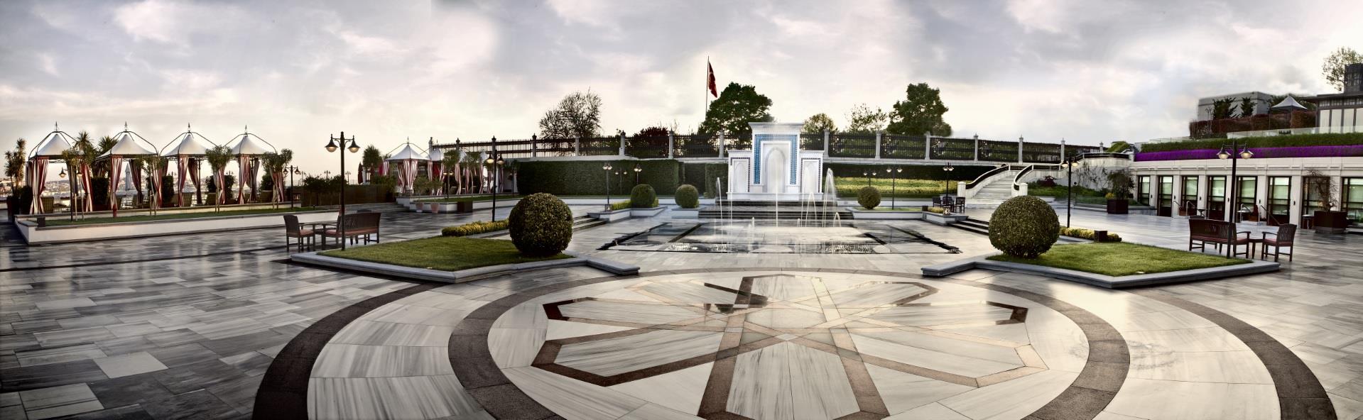 Four Seasons Hotel Istanbul at the Bosphorus - Photo 17