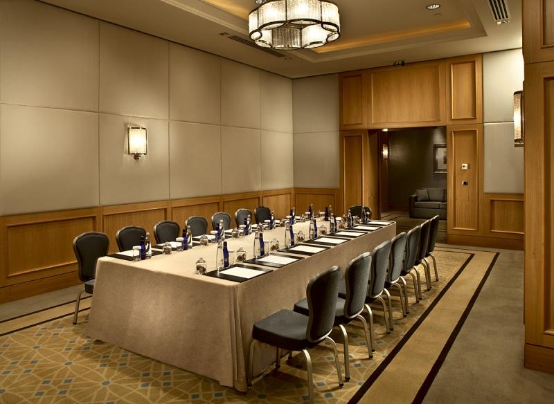 Four Seasons Hotel Istanbul at the Bosphorus - Photo 19