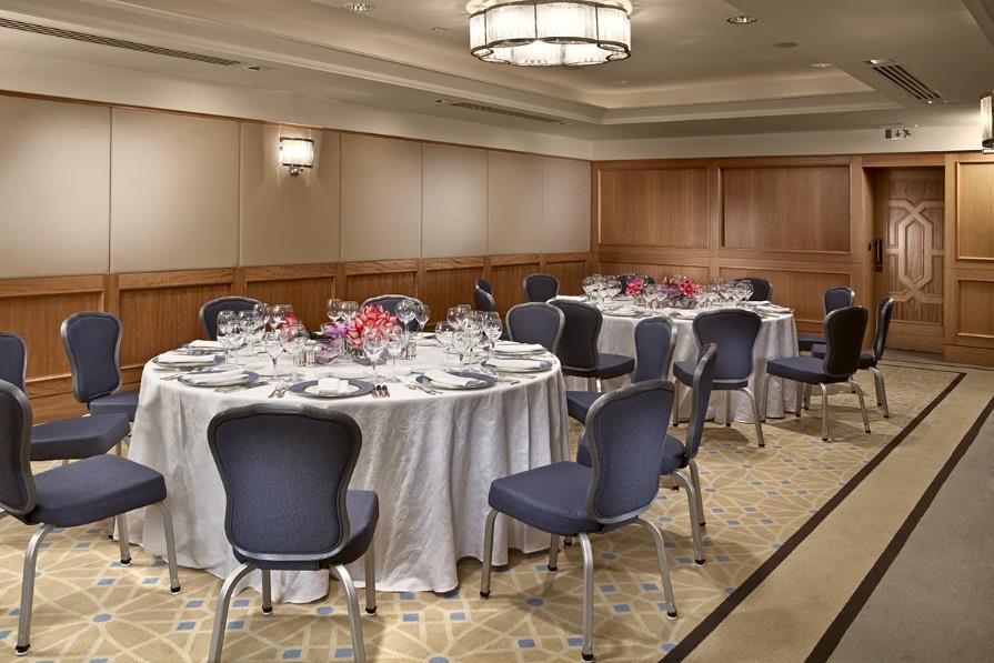 Four Seasons Hotel Istanbul at the Bosphorus - Photo 20