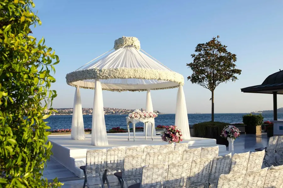 Four Seasons Hotel Istanbul at the Bosphorus - Fotoğraf 41
