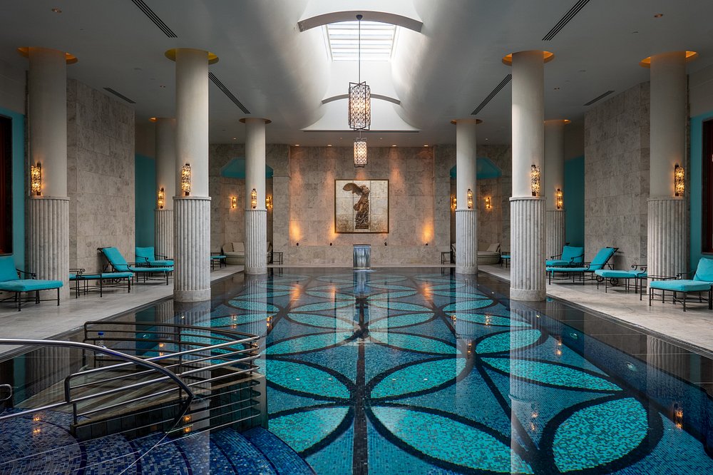 Four Seasons Hotel Istanbul at the Bosphorus - Photo 34