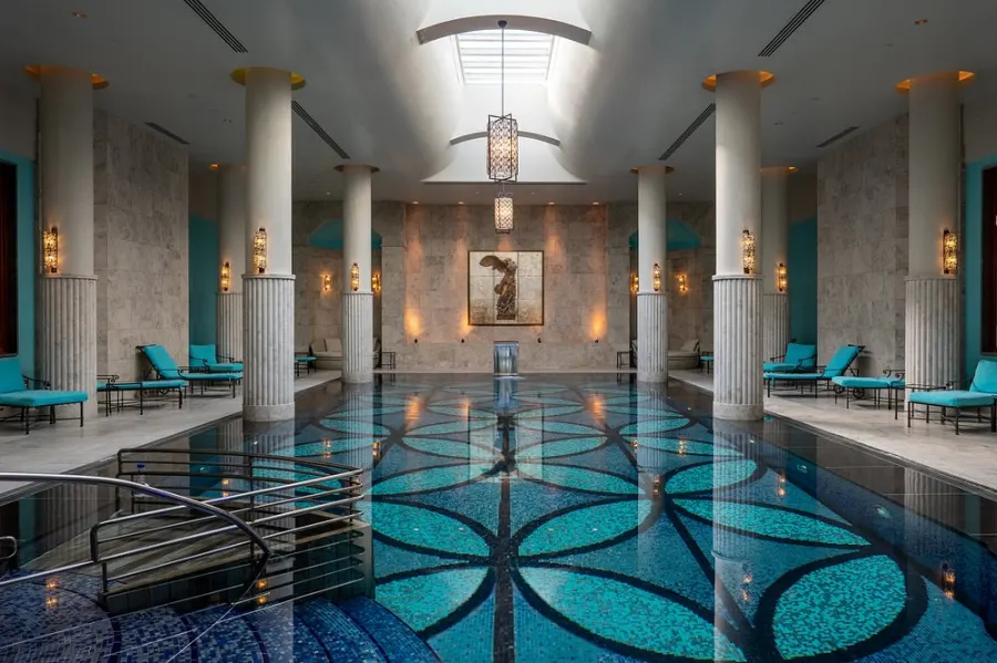 Four Seasons Hotel Istanbul at the Bosphorus - Fotoğraf 34