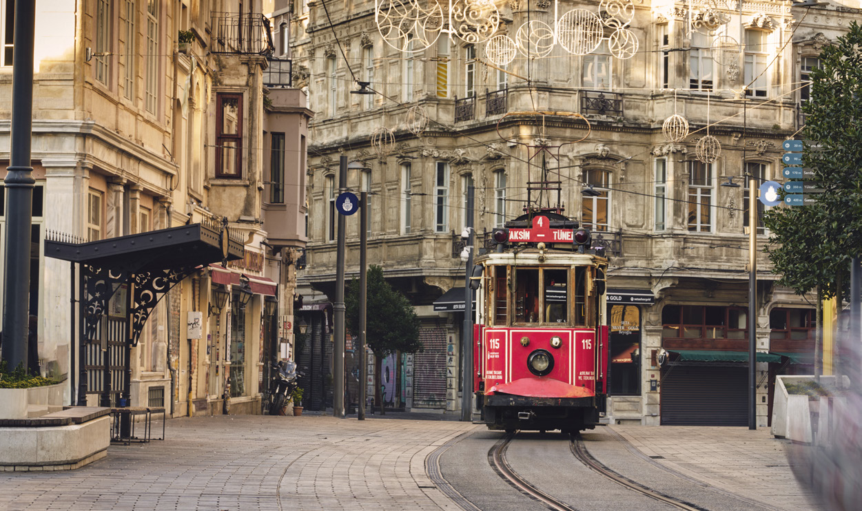 The Peninsula Istanbul - Photo 6