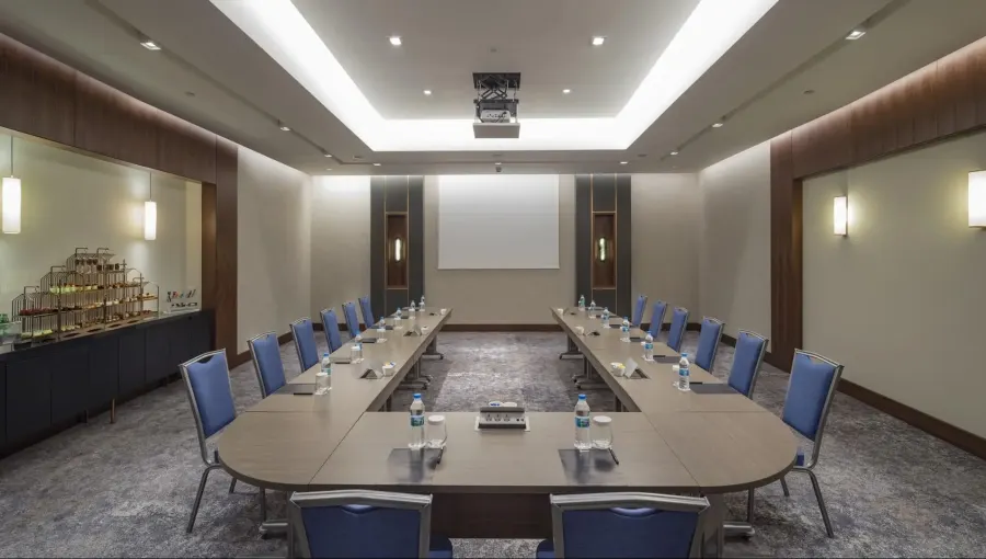 Hilton Istanbul Maslak - Fotoğraf 3