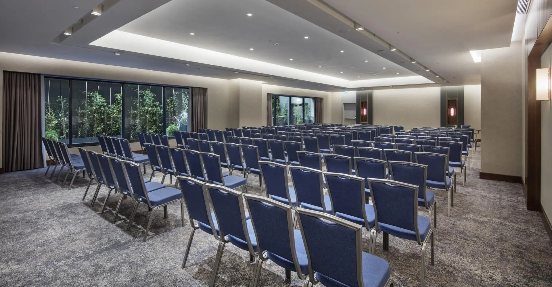 Hilton Istanbul Maslak - Photo 9