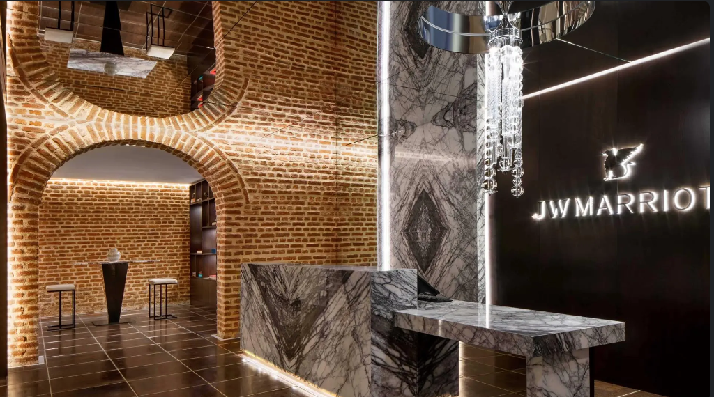 JW Marriott Istanbul Bosphorus - Photo 4