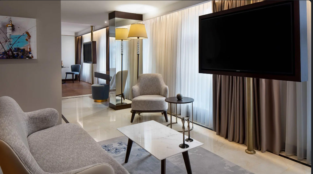 JW Marriott Istanbul Bosphorus - Photo 12