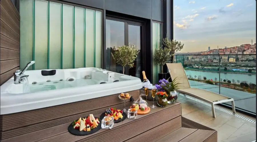Movenpick Hotel Istanbul Golden Horn - Photo 12