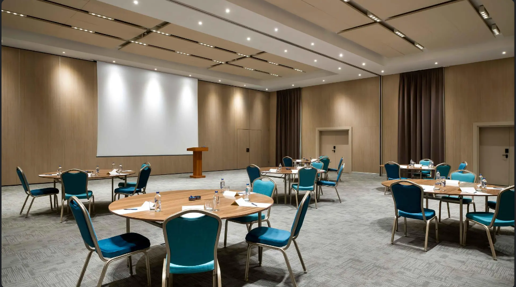 Novotel Istanbul Bosphorus - Photo 2