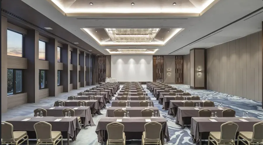 Hilton İstanbul Bosphorus - Fotoğraf 37