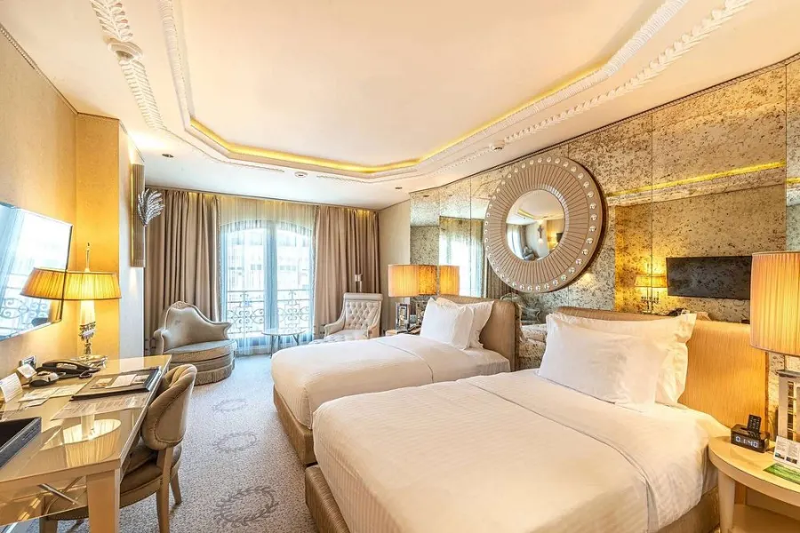 Wyndham Grand Istanbul Kalamis Marina Hotel - Fotoğraf 6