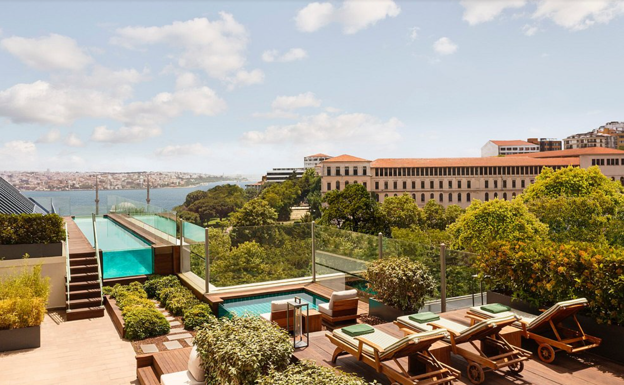 The Ritz-Carlton, Istanbul - Photo 12