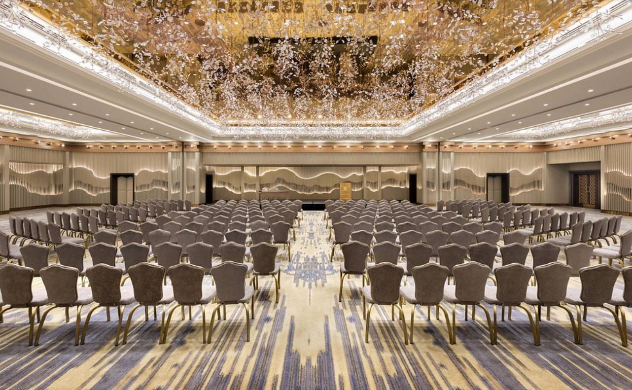 The Ritz-Carlton, Istanbul - Photo 25