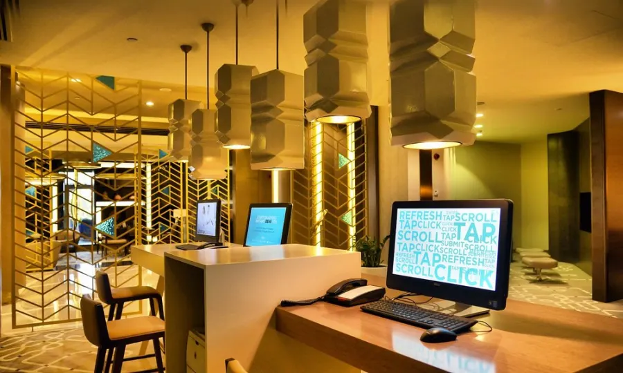 Hilton Istanbul Kozyatagi - Fotoğraf 11