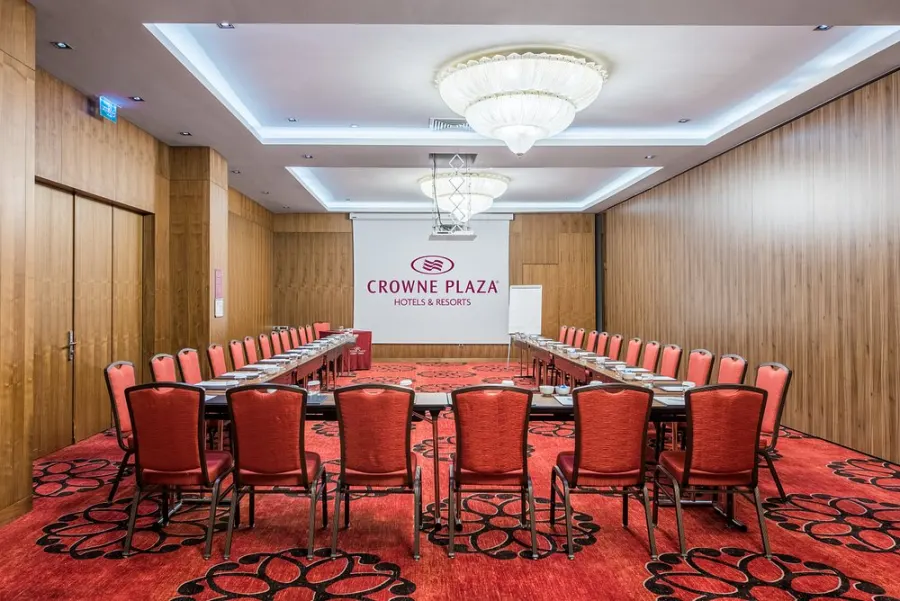 Crown Plaza Hotel Istanbul Harbiye - Fotoğraf 25