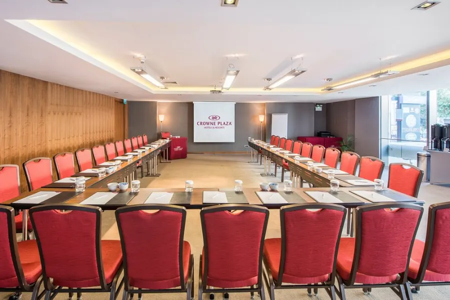 Crown Plaza Hotel Istanbul Harbiye - Fotoğraf 23