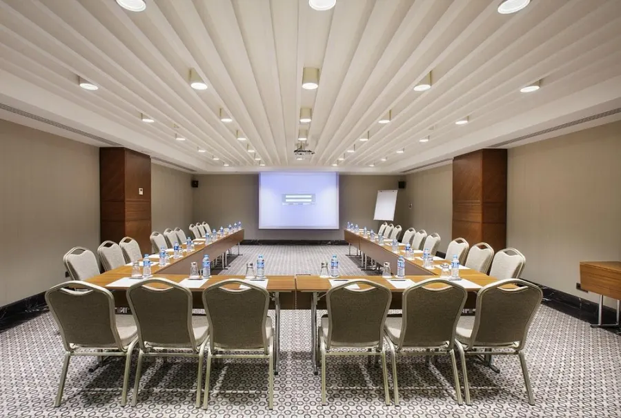 DoubleTree by Hilton Istanbul Avcılar - Fotoğraf 1