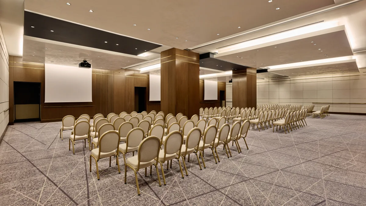 Melisa - theatre layout, Raffles Istanbul