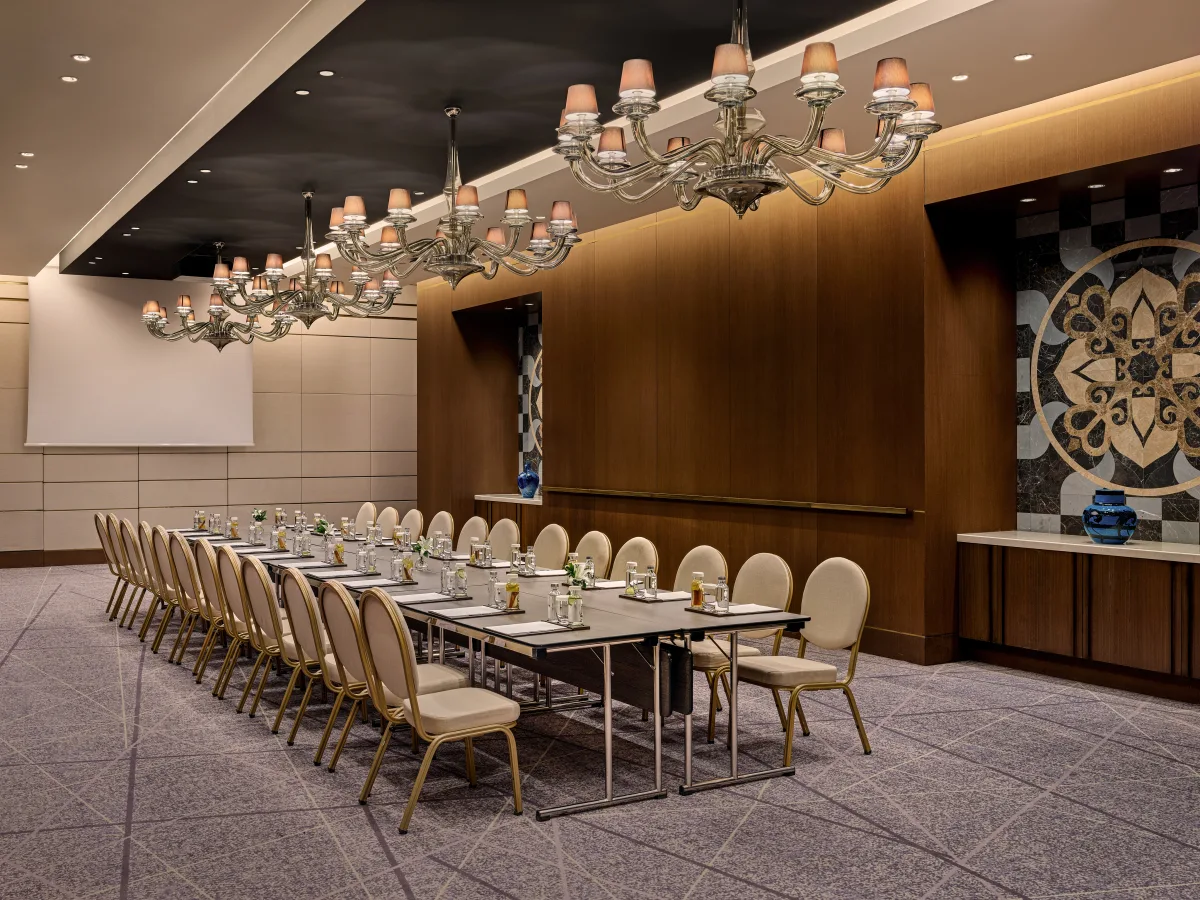Orkide - boardroom layout, Raffles Istanbul